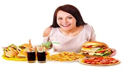 الافراط فى تناول الأطعمة الدهنية يؤثر سلبا على الكبد‬