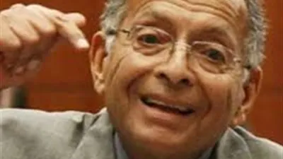 رفعت السعيد: الحديث عن تجديد الخطاب الديني مجرد لف ودوران (فيديو)