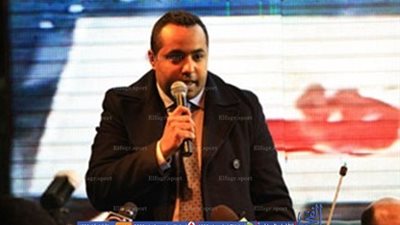 فرمان مرتضى منصور يشطب 