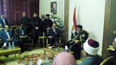 محافظ مطروح يقدم واجب العزاء فى ضحايا الكنيسة البطرسية (صور)