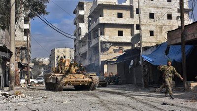 الموت والدمار والحصار يلاحق سكان حلب 