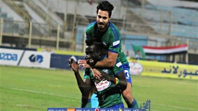 المقاصة يعبر كمين الجيش بالعافية ويواصل مطاردة الأهلي (فيديو)