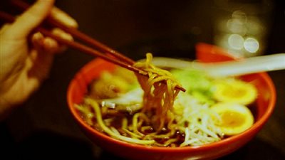 اليابان.. وجبات طعام رخيصة مقابل تسليم رخصة القيادة