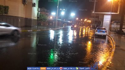 عاجل.. أمطار غزيرة تضرب شوارع دمياط (صور)