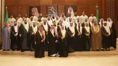 أمير الشرقية: مشاريع الخير التي دشنها الملك بحاجة لسواعد أبناء الوطن