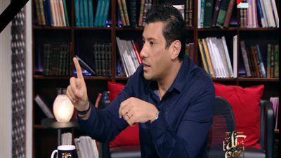 إسلام بحيري: 