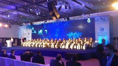 رئيس الوزراء يطالب حضور مؤتمر 