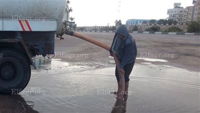طوارىء بمحافظة الدقهلية لشفط مياه الأمطار وتوقف لحركة الصيد بالمنزلة