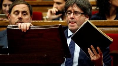 إسبانيا: المحكمة الدستورية تعطّل مشروع استفتاء للانفصاليين بكتالونيا