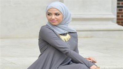 للمحجبات: نصائح ذهبية للشعور بالدفء مع العبايات في شتاء 2017