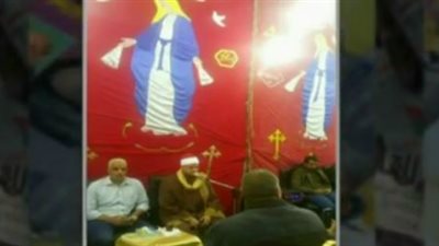 شاهد.. قارئ مسلم يتلو القرآن فى عزاء ضحايا الكنيسة البطرسية