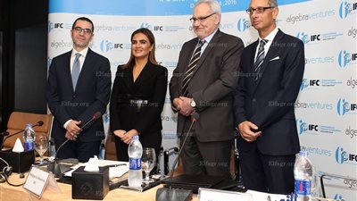 سحر نصر توقع اتفاقية دعم الشركات الناشئة في قطاع التكنولوجيا  (صور) 