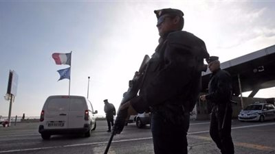 إندونيسيا تعتقل عضوين في خلية خططت لشن اعتداء على القصر الرئاسي