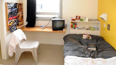 تعرف على الدولة التي توفر لجميع سجنائها الإنترنيت في زنازهم الخمسة نجوم !