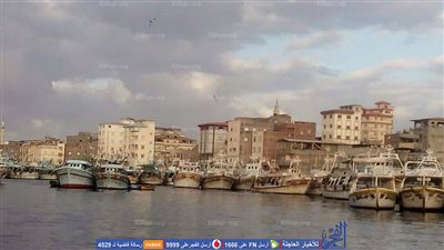 الرياح تغلق بوغاز الصيد بدمياط (صور)