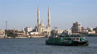 اقتصادية قناة السويس: موانئ بورسعيد والسخنة تستقبل 34 سفينة