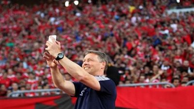 الأهلي يعيد 