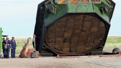 الكشف عن موعد دخول أخطر منظومة صواريخ نووية للجيش الروسي (صور)