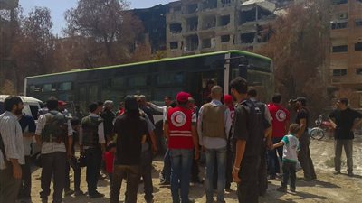 عاجل.. خروج أول قافلة تحمل المسلحين من شرق حلب (صور)