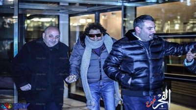 الكينج يصل الأردن لإحياء حفل غنائي ضخم (صور)