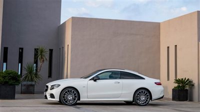 مرسيدس تزيح الستار عن سيارتها الكوبيه من الفئة E