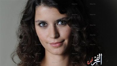 بيرين سات تحقق حلم الإنجاب عن طريق 