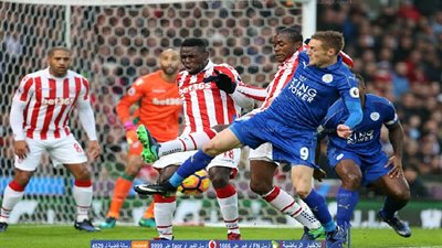 فاردي يضيع فرصة هدف أمام مرمى ستوك سيتي (فيديو)