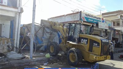 حملة مكبرة لإزالة التعديات على أملاك الدولة بمصيف بلطيم (صور)