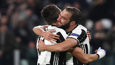 يوفنتوس يضرب شباك روما بهدف مبكر عبر هيجواين (فيديو)