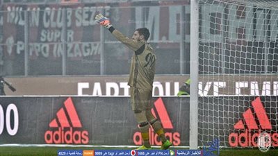 خليفة بوفون يواصل عروضه القوية ويقترب من رقم سكوروبسكي