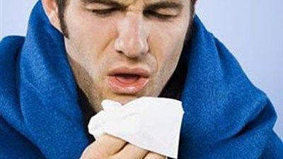 قبل الاضطرار للجوء الى الطبيب.. احمي نفسك من السعال