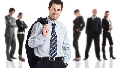 طرق تساعدك على نجاح العلاقة بين زملائك في العمل