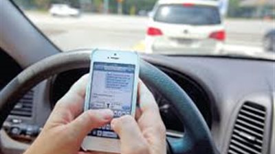 شركة أمريكية تبتكر جهاز يرصد السائقين الذين يستخدمون المحمول أثناء القيادة