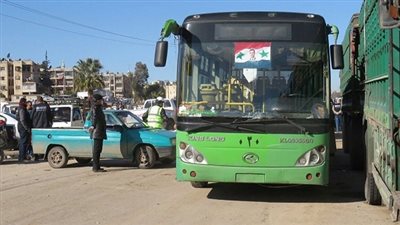 مسلحون يمنعون 3 أتوبيسات من مغادرة شرق حلب ويحتجزون ركابها