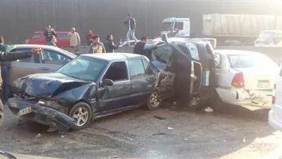 إصابة ٤ أشخاص بينهم شرطيين في تصادم ٥ سيارات بالسلام 