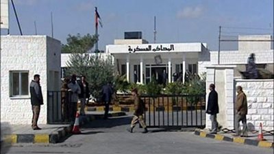 رئيس محكمة سابقا: 