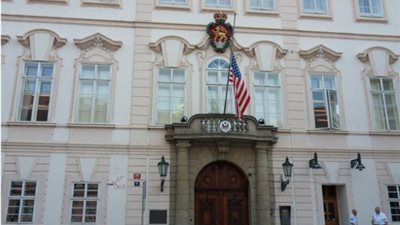 إغلاق السفارة الأمريكية في تركيا إثر مقتل السفير الروسي