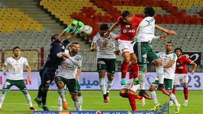 حسام حسن يفاوض حارس الإسماعيلي لعزل 