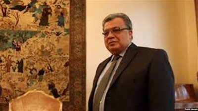 فريق روسي من 18 موظفا يصل تركيا للتحقيق في اغتيال السفير