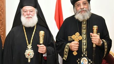 البابا تواضروس يستقبل بطريرك الروم الأرثوذكس