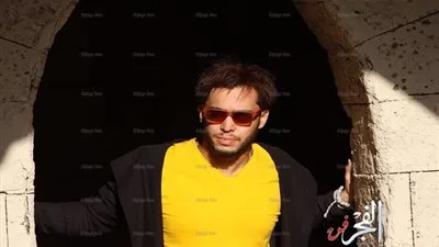 إدريس رحبي أول نجم عماني يغني باللهجه المصرية