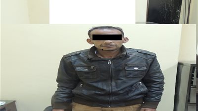 القبض على عاطل لاتجاره فى الأسلحة النارية بالمطرية