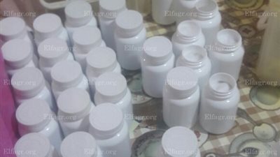 القبض على 6 عمال والتحفظ على 500 استيكر أدوية محلية وستورده في شقتين لتصنيع الأدوية في الدقهلية