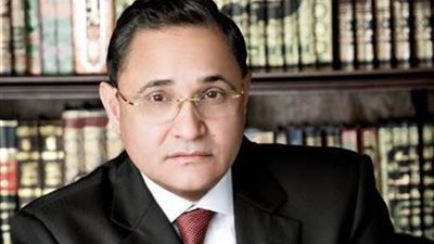 عبد الرحيم علي: 