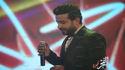 محمد حسن يشعل حفل 