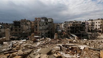 جولة سياحية وسط حطام ودمار مدينة حلب (فيديو) 