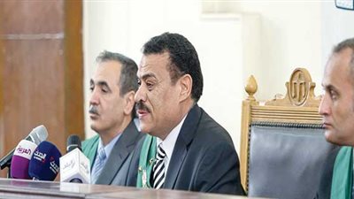 صرخات الأمهات بقاعة  