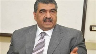 وزير قطاع الأعمال يتابع تنفيذ مشروعات الشركة المقاولات المصرية  