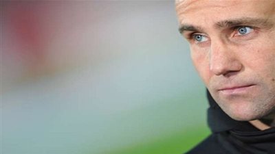 مونشنجلادباخ يقيل مدربه بعد الخسارة أمام فولفسبورج 