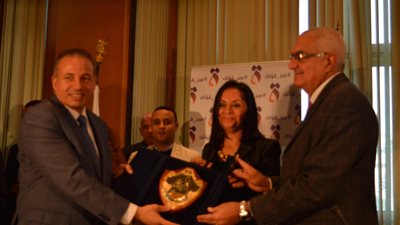 رئيس جامعة المنصورة يلتقى بالمجلس القومي للمرأة في ندوة لمكافحة العنف ضد المرأة  (صور)